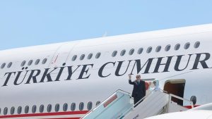 أردوغان يغادر تركيا متوجهاً إلى السعودية أولى محطات جولته الخليجية