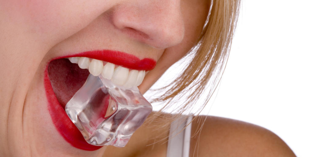 أضرار كارثية لتناول الثلج خلال الطقس الحار 3