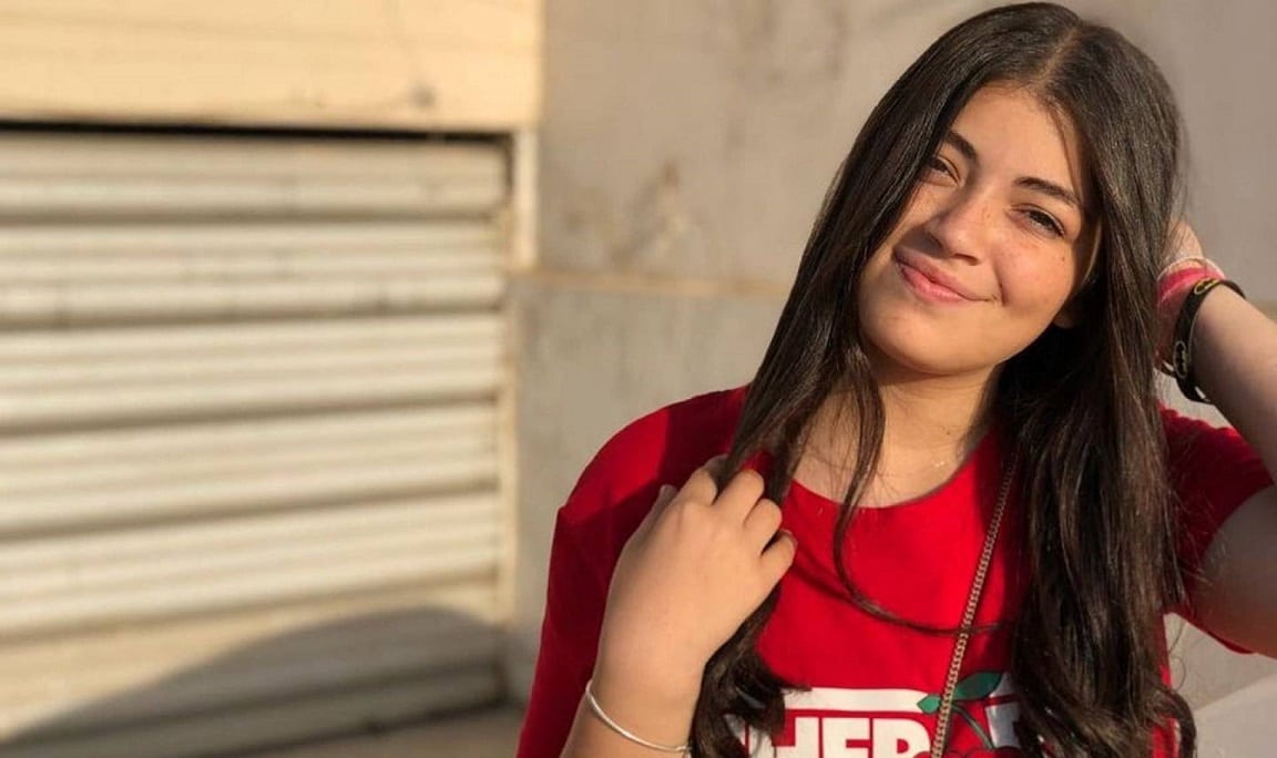 ليلى زاهر تهنىء والدتها بعيد ميلادها الـ45 والمتابعين مصدومين: شكلها أصغر منك 25