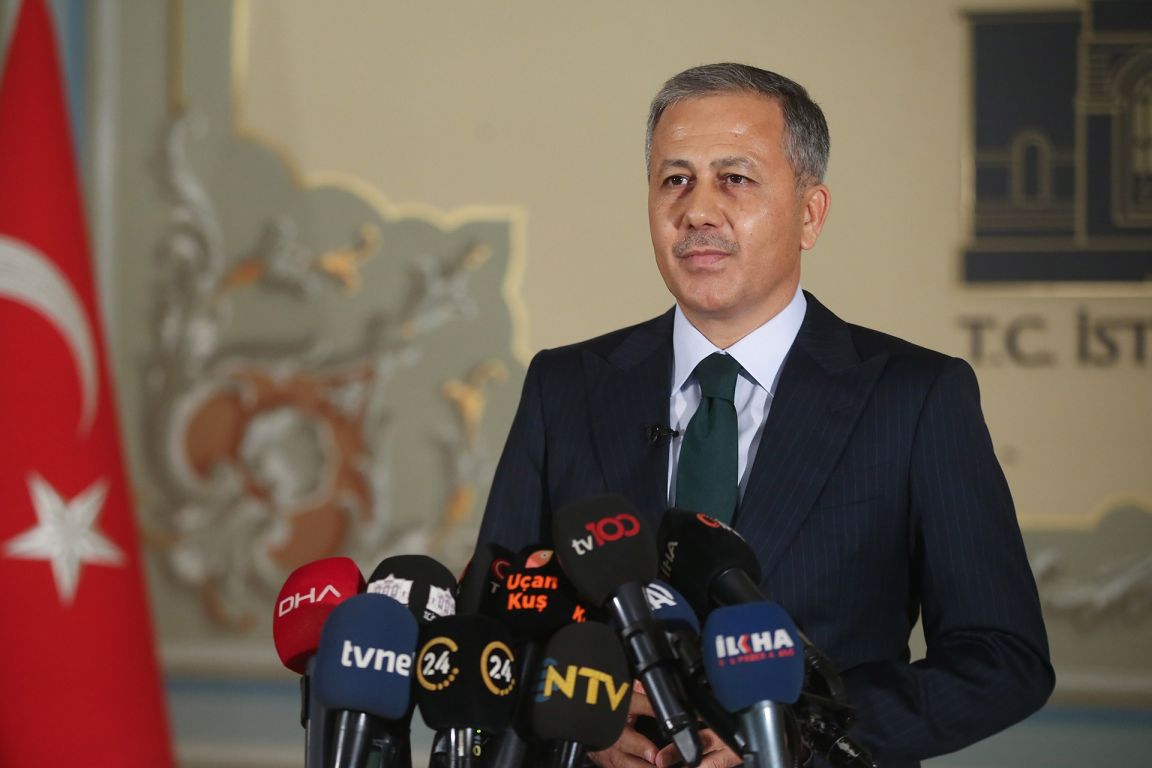وزير الداخلية التركي على يرلي قايا