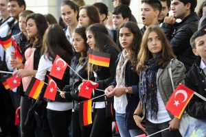 الأتراك يحتلون المرتبة الثالثة في طلبات اللجوء إلى ألمانيا