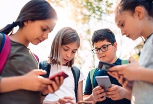 قائمة بالهواتف المعفاة من الضرائب والتي ستباع للطلبة في تركيا