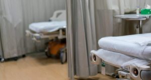 20 شخصًا يداهموا المستشفى في “غازي عنتاب” ويعتدوا على الأطباء والعاملين “فيديو مروع”