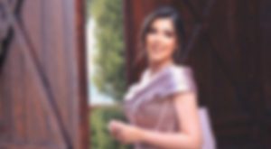 نجمة تعلن خطوبتها بفيديو مؤثر للغاية.. شاهد