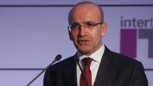 تصريح هام لوزير المالية التركي بشأن وضع الليرة