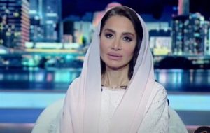 في خطوة جريئة ولافتة.. بسمة وهبة تطل بالحجاب في برنامجها 1