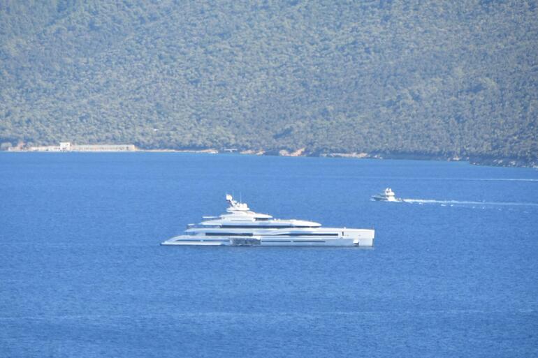 بودروم التركية تستقبل يخوت الشيخ منصور وبيل غيتس "صور" 1