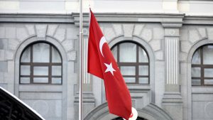 أتباع ” أوميت أوزداغ” يهددون بجر تركيا إلى حرب أهلية