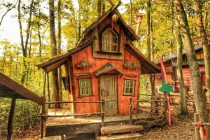 الأماكن الهامة والجاذبة للسياح في ولاية كوجالي