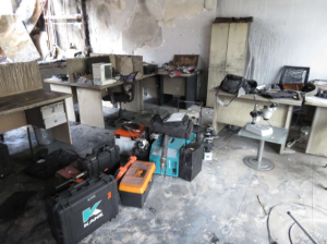 حريق كبير يلتهم مستودعاً في اسطنبول (صور مروعة) 1