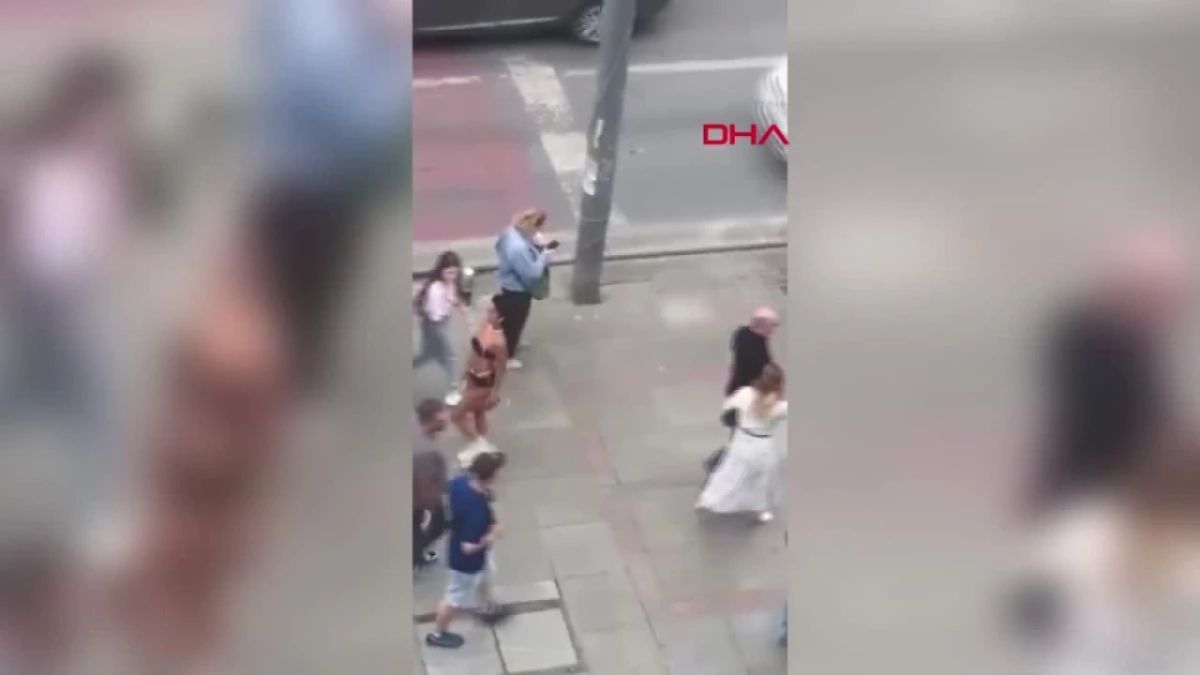 شاهد.. عارضة ازياء تركية تسير عارية في شوارع اسطنبول وتدخل عاجل من الأمن