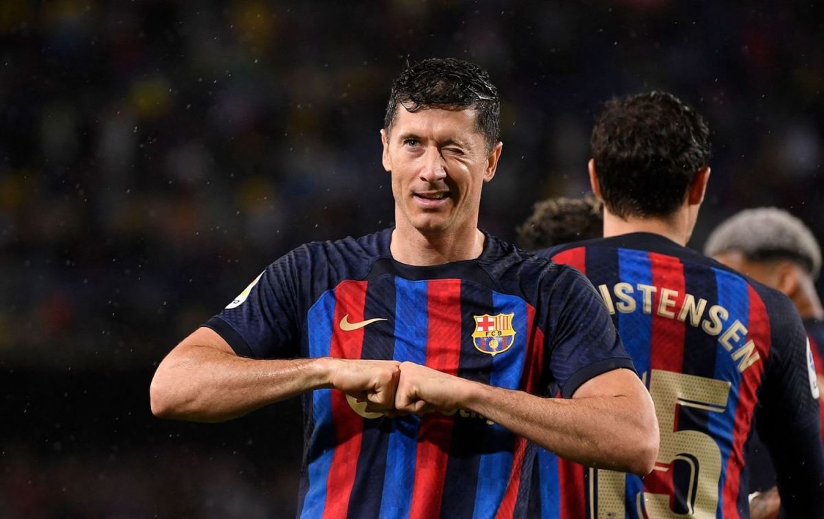 نادي سعودي يقدم 40 مليون يورو لشراء نجم برشلونة ليفاندوفسكي! 3