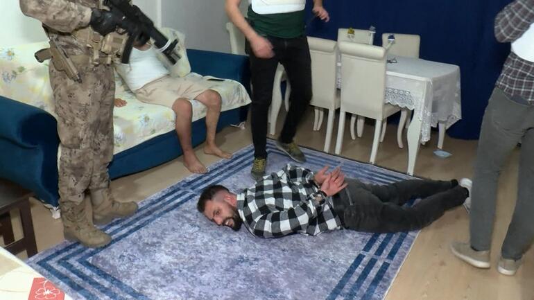 أم تركية تستدرج ابنها للشرطة "صور" 1