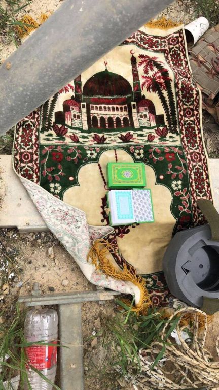 شاهد ماذا كان بحوزة عناصر "القسام" يوم عملية "طوفان الأقصى" (صور) 16 شاهد ماذا كان بحوزة عناصر "القسام" يوم عملية "طوفان الأقصى" (صور) 15