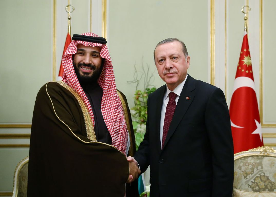 أردوغان وولي العهد السعودي يبحثان تطورات الصراع الإسرائيلي الفلسطيني 1