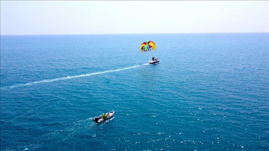 مغامرة حب جديدة في مرسين التركية: طلب زواج وسط البحر 1