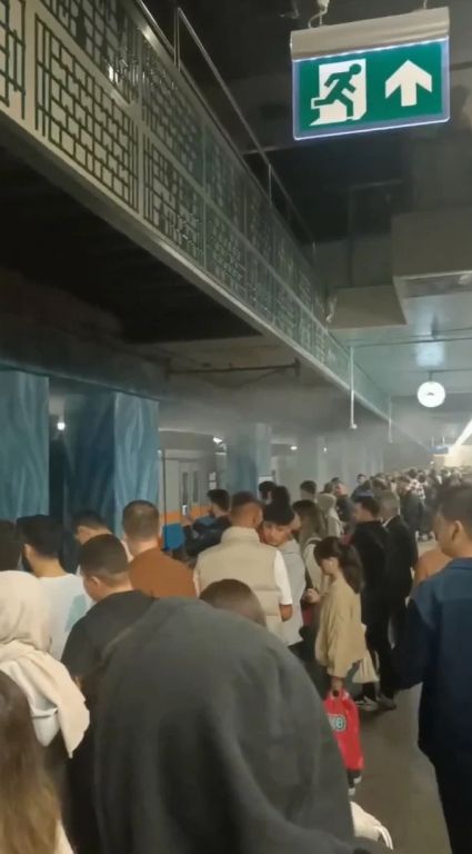 لحظات رعب في محطة مترو باسطنبول 5
