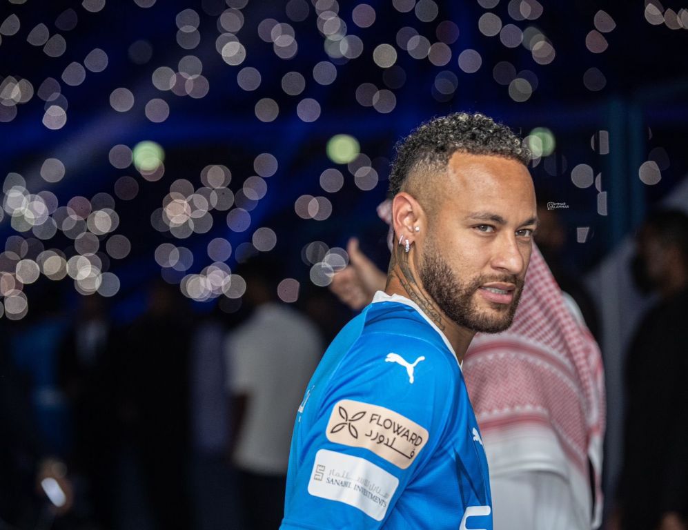 "نيمار يغادر الهلال مؤقتًا ويشارك الجمهور بفرحة خاصة (فيديو)" 23