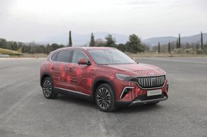 أردوغان يعلن سعي تركيا لقيادة سوق السيارات الكهربائية العالمي