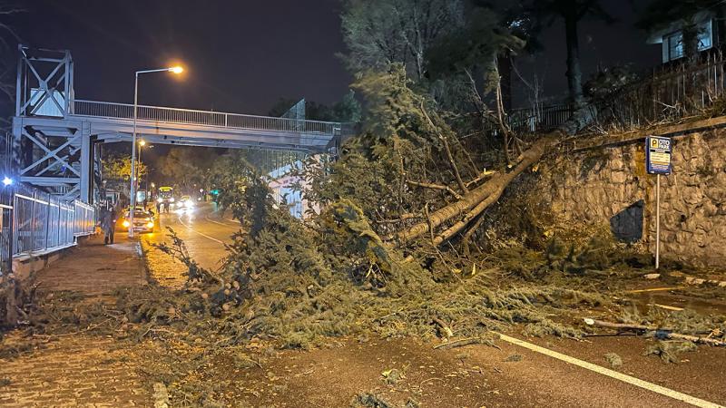 تعليق الدراسة في بورصا بسبب العاصفة القوية 9