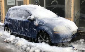 مشهد غريب في أرضروم التركية مع تساقط الثلوج 1