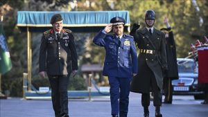 رئيس هيئة الأركان السعودية يصل تركيا