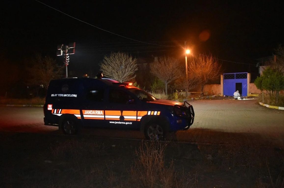 رجل تركي يرتكب مجرزة في عائلة طليقته.. تفاصيل مرعبة 13