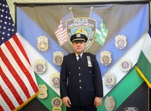 لأول مرة.. مواطن تركي يحصل على رتبة "مقدّم" في تاريخ شرطة نيويورك 1