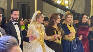 نقوط زفاف عروس تركية: 8 كيلوغرامات من الذهب و6 مليون ليرة تركية نقداً "صور" 1