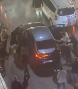 معركة في وسط شوارع إسطنبول 1