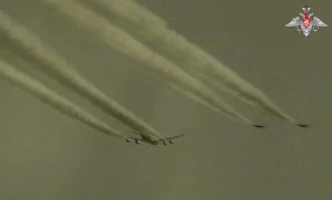 حراسة جوية مذهلة: أسطول من مقاتلات حربية يرافق بوتين في زيارته الى الامارات "صور" 13