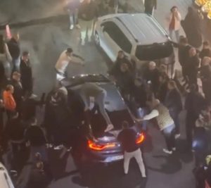 معركة في وسط شوارع إسطنبول 3