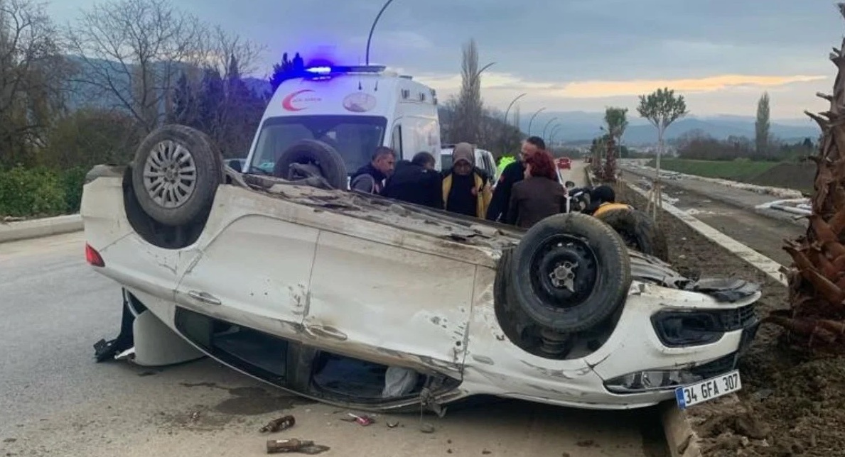 كلب يتسبب بانقلاب سيارة في "باليك اسير" التركية 1