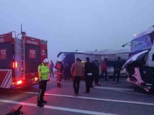 40 قتيل وجريح في حادث سير وسط تركيا