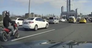 حادث مروري اصبح حديث الشارع في اسطنبول “فيديو”
