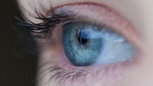 العلاقة المذهلة بين أمراض العين وتغيرات الطقس: النينيو تكشف أسرارها!