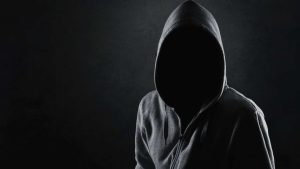 شاب سعودي يواجه الإيدز إثر علاقة محرمة وشقيقه يفضح مصير ناقلة المرض