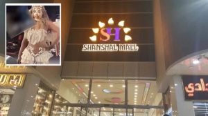 جدل واسع في العراق بعد ظهور فتاة عارية في مول تجاري