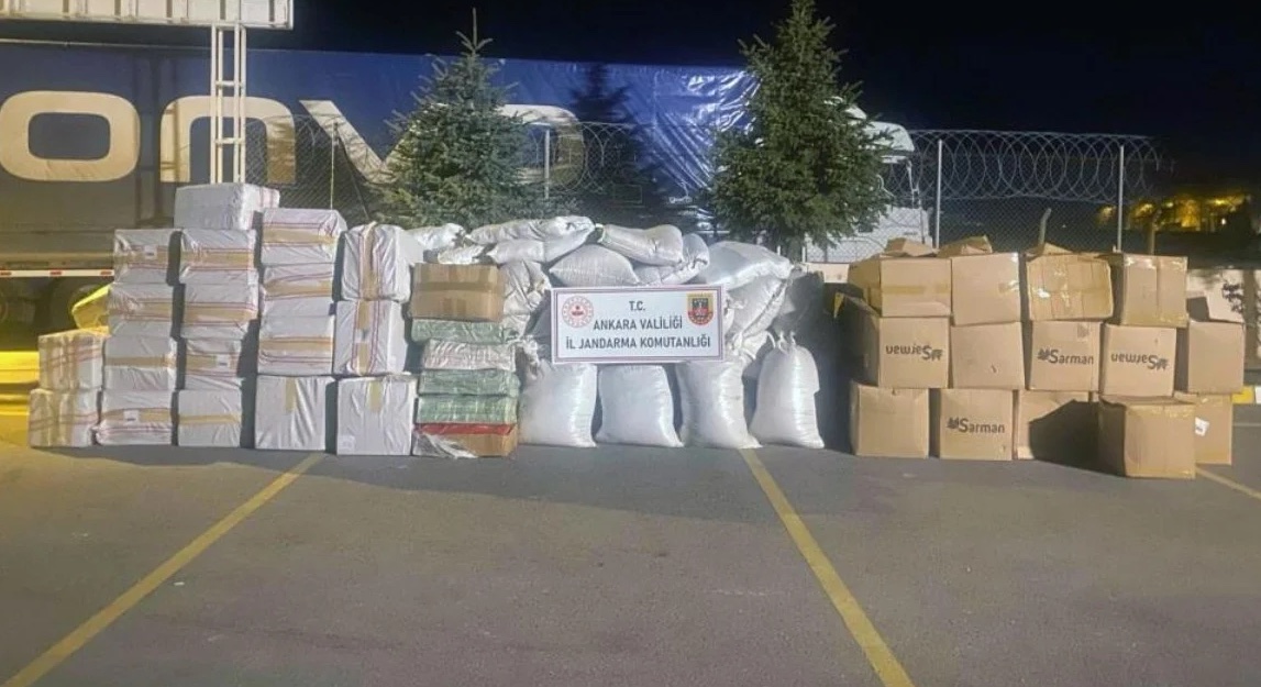 السلطات التركية تضبط بضائع مهربة بقيمة 5 ملايين ليرة 1