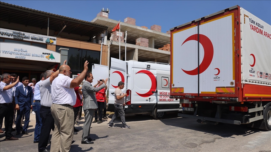 موغلا التركية.. نحّالون يرسلون 20 ألف عبوة عسل إلى غزة 1