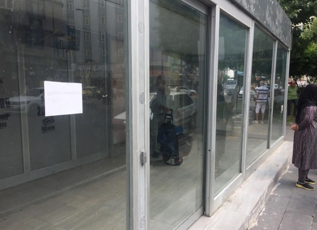 إعلان غريب في أضنة: رجل يبحث عن زوجة في محطة حافلات 7