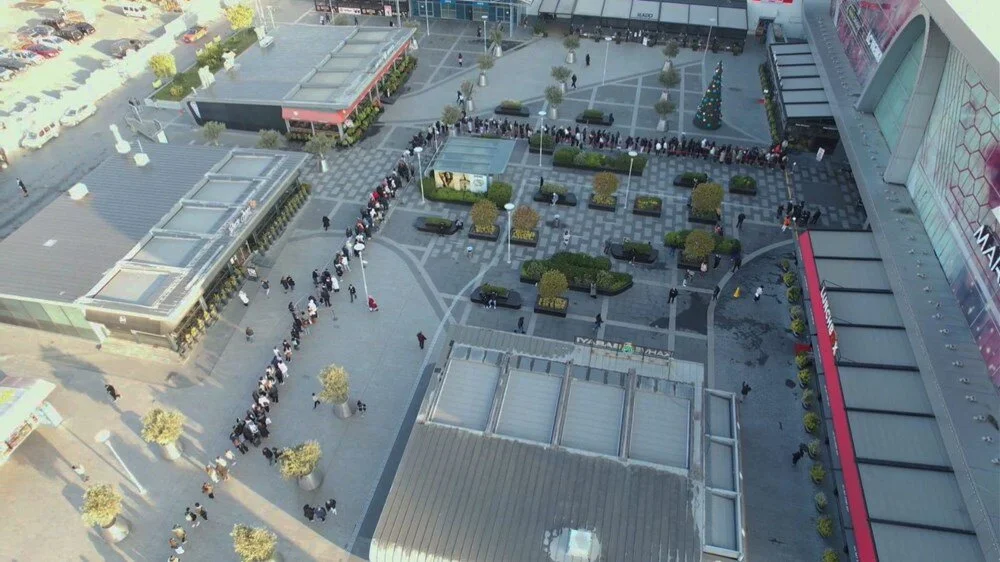 تخفيضات الجمعة السوداء تحدث ضجة في إسطنبول (صور) 6