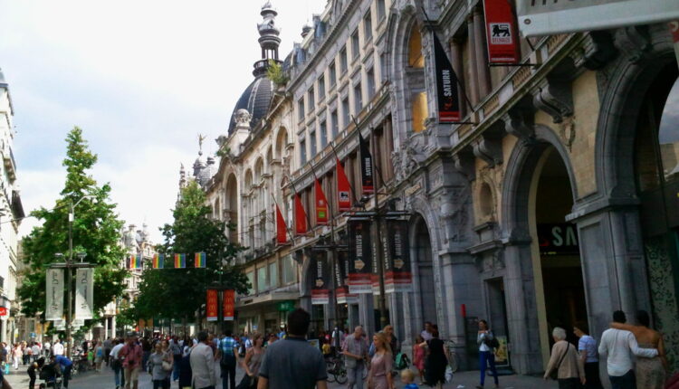 منح حقوق العمل للعاملات في الدعارة: تعرف على عدد العاملات في مجال الجنس حول العالم