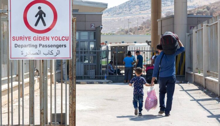 ما الذي يحتاجه السوريون قبل العودة؟.. دور كبير ينتظر تركيا