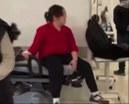 كارثة غذائية: 51 طالباً في المستشفى بعد تناول وجبات بلدية إسطنبول