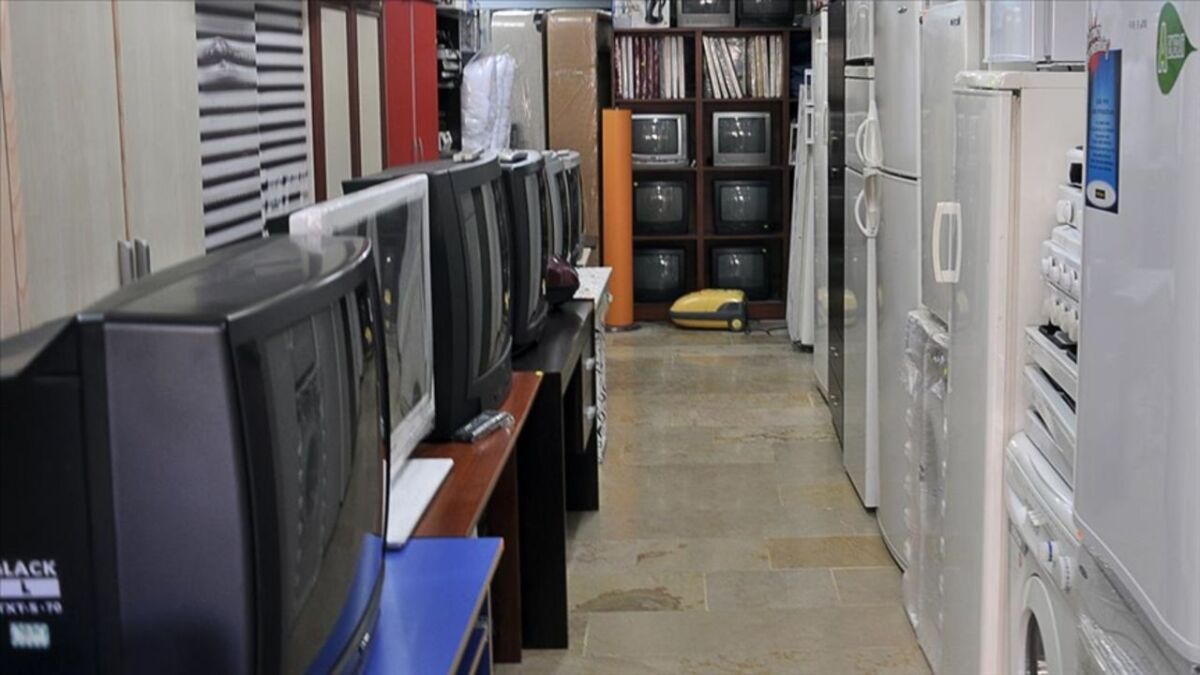 ولاية إسطنبول تفرض شروطًا لبيع المواد المستعملة وعقوبات قاسية للمخالفين