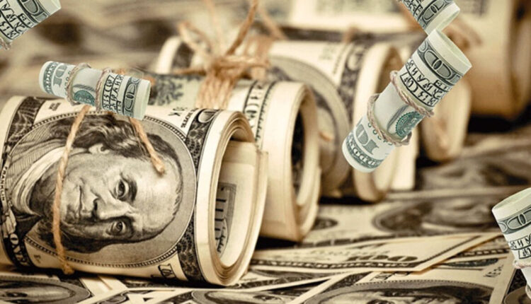 توقعات مثيرة لأسعار الدولار في الأشهر الستة المقبلة