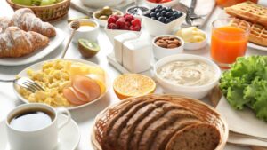 أطعمة يجب تجنبها في رمضان لضمان صيام صحي ومريح