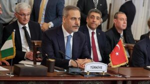 تركيا تؤكد دعمها لخطة مصر بشأن غزة