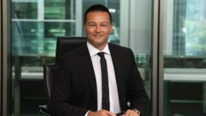 رئيس "زورلو القابضة"